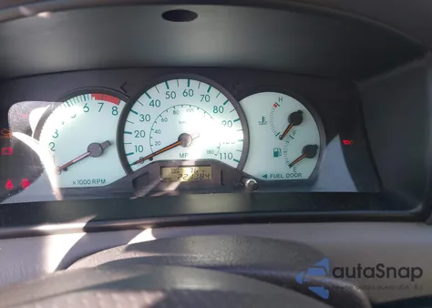 2004 Toyota Corolla Le from USA, damaged, VIN JTDBR32E442044196